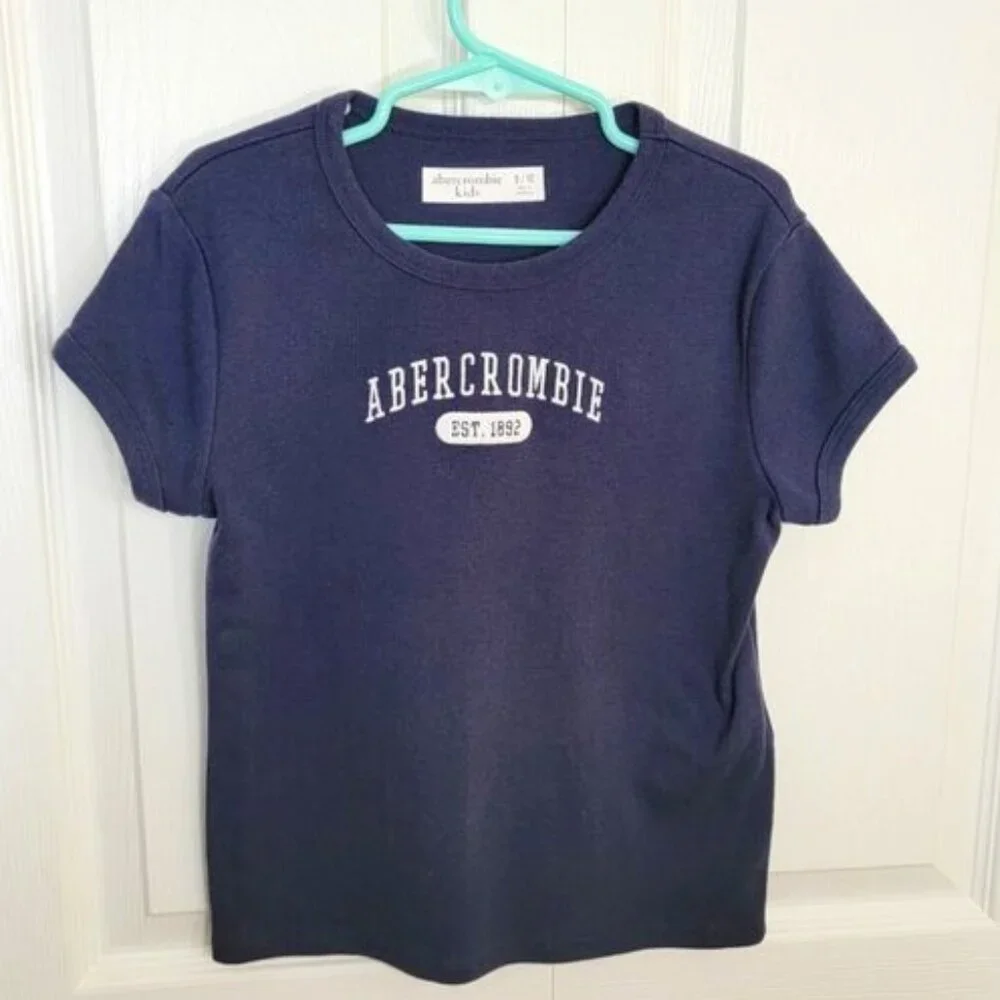 Abercrombie Kids Graphic Tee Black Short Sleeve Size 9/10 – Soft Comfy Everyday